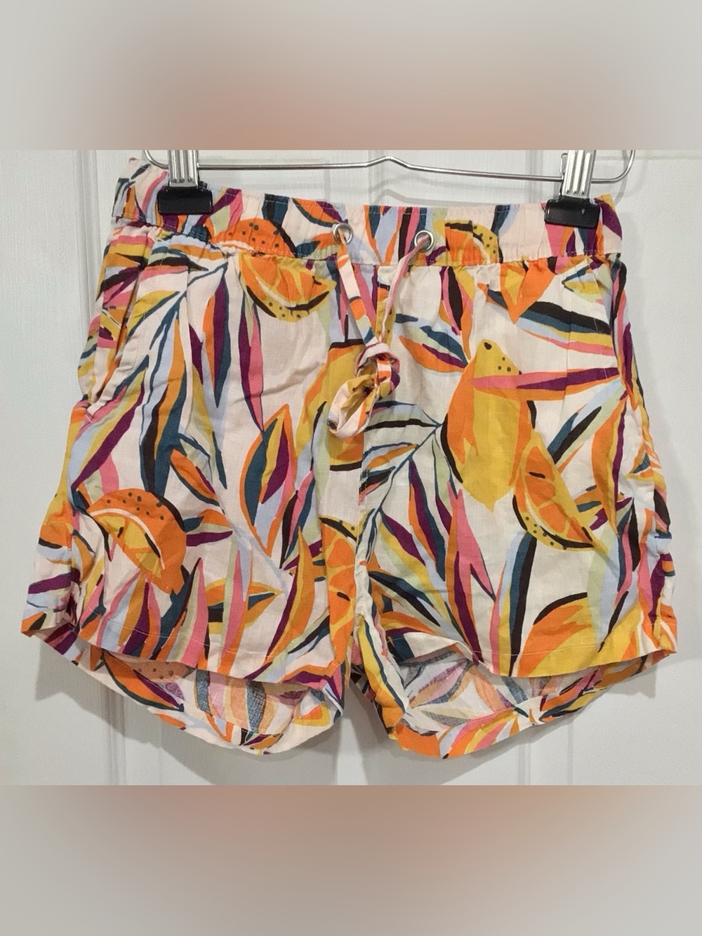 C&C California Bright Multicolor Citrus and Leaves Print Shorts, Size S, Linen